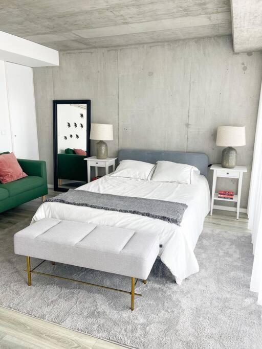 * Blanc Studio Aveiro * Екстер'єр фото