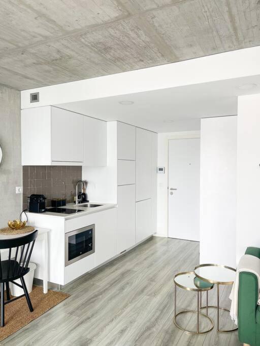 * Blanc Studio Aveiro * Екстер'єр фото