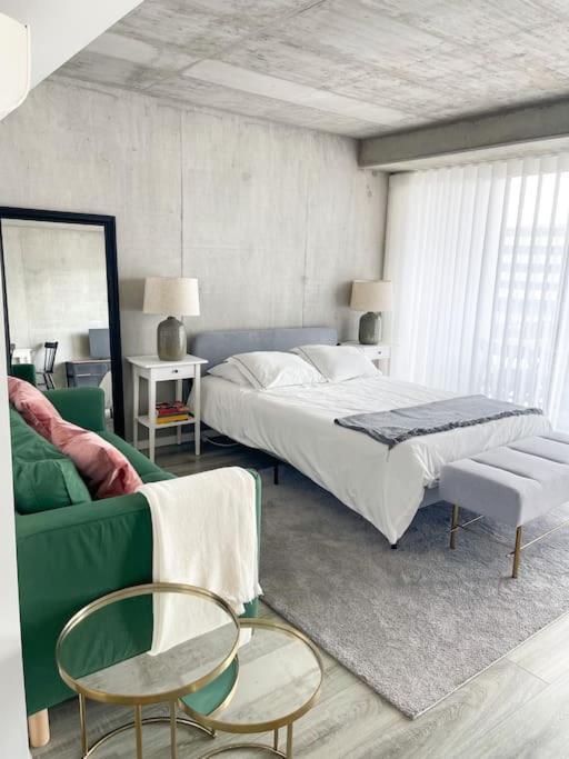 * Blanc Studio Aveiro * Екстер'єр фото